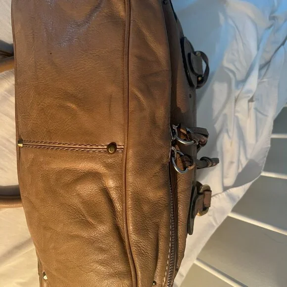 Chloe Tan Leather Satchel with Gold Hardware - Picture 9 of 9
